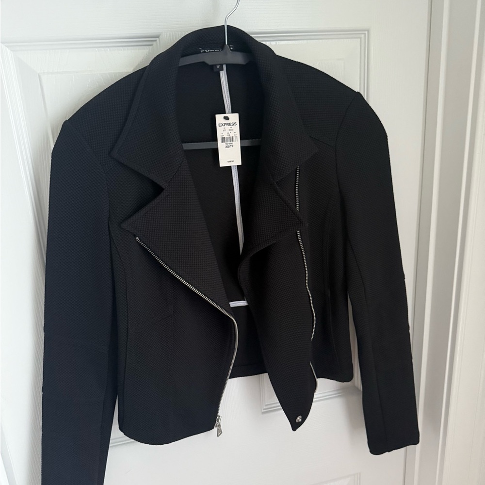 Express Jacket - Picture 2 of 4